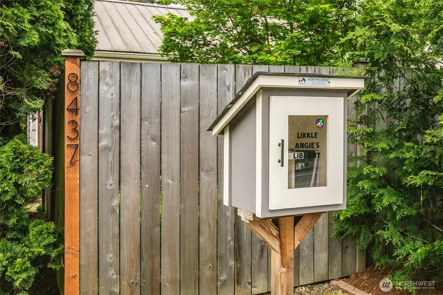 8437 Seward Park Avenue S, Seattle, WA 98118 - #3