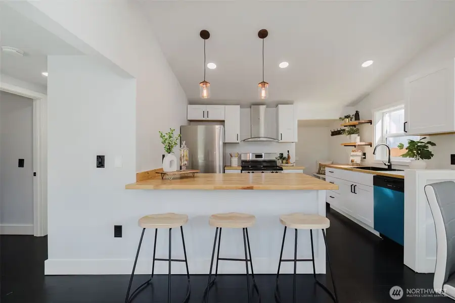 2124 15th Street, Bremerton, WA 98312 - #3