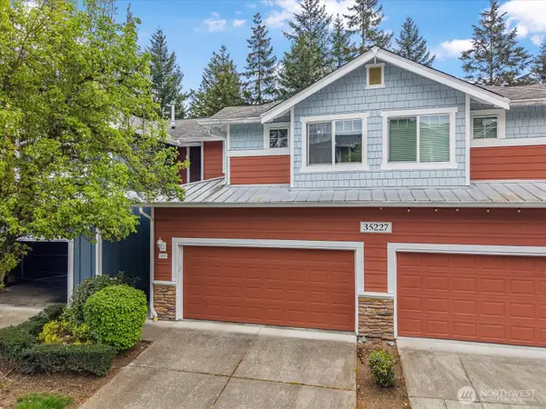 35227 SE Aspen Lane #1202, Snoqualmie, WA 98065