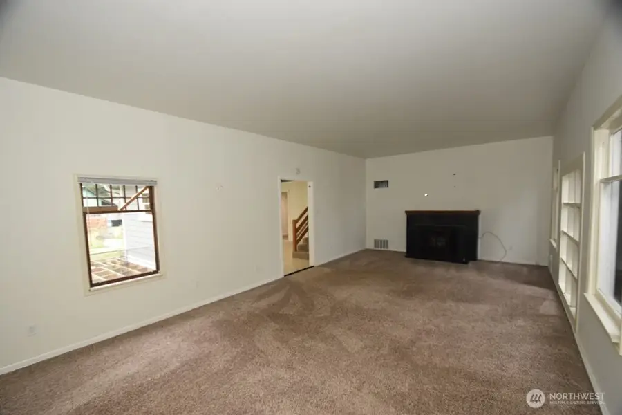 2071 Valley Highway, Deming, WA 98244 - #2