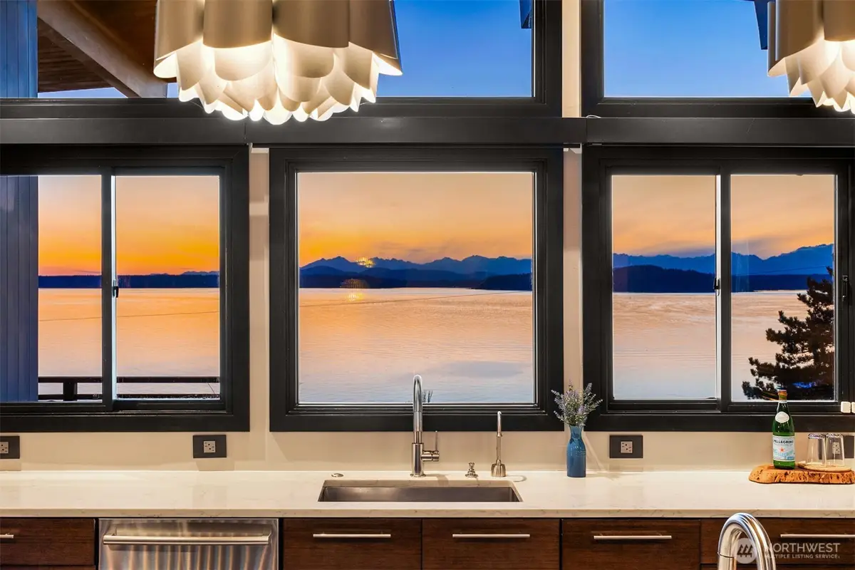 3831 58th Avenue Sw, Seattle, WA 98116 - #1