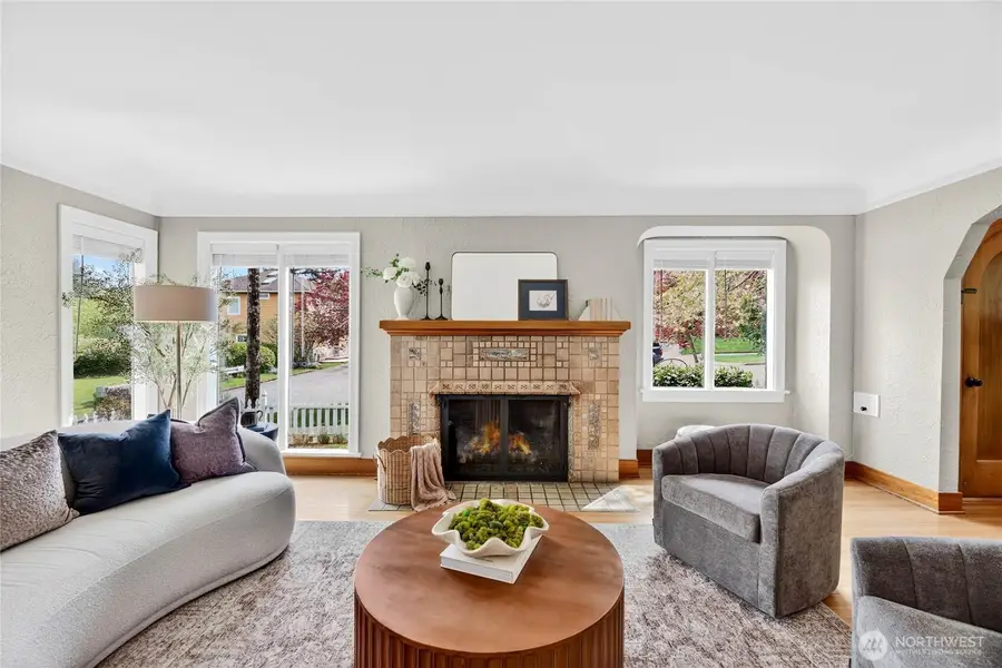 4064 SW Hill Street, Seattle, WA 98116 - #3