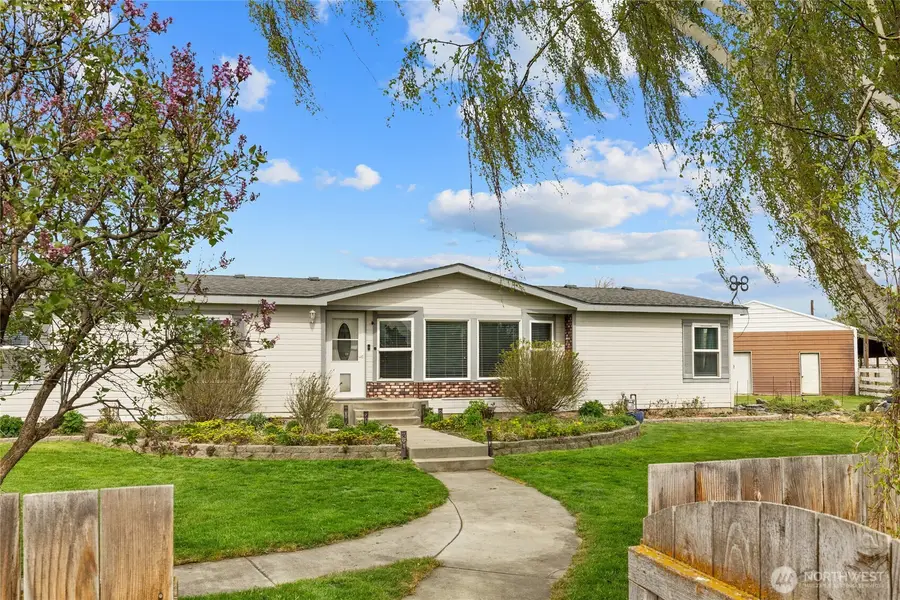 700 N Pierce Street, Kittitas, WA 98934 - #3