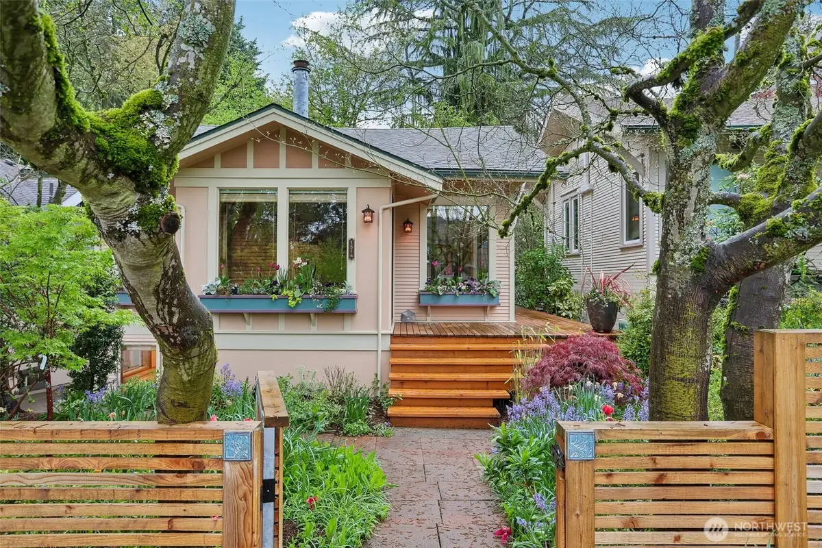 1514 NE 70th Street, Seattle, WA 98115 - #1