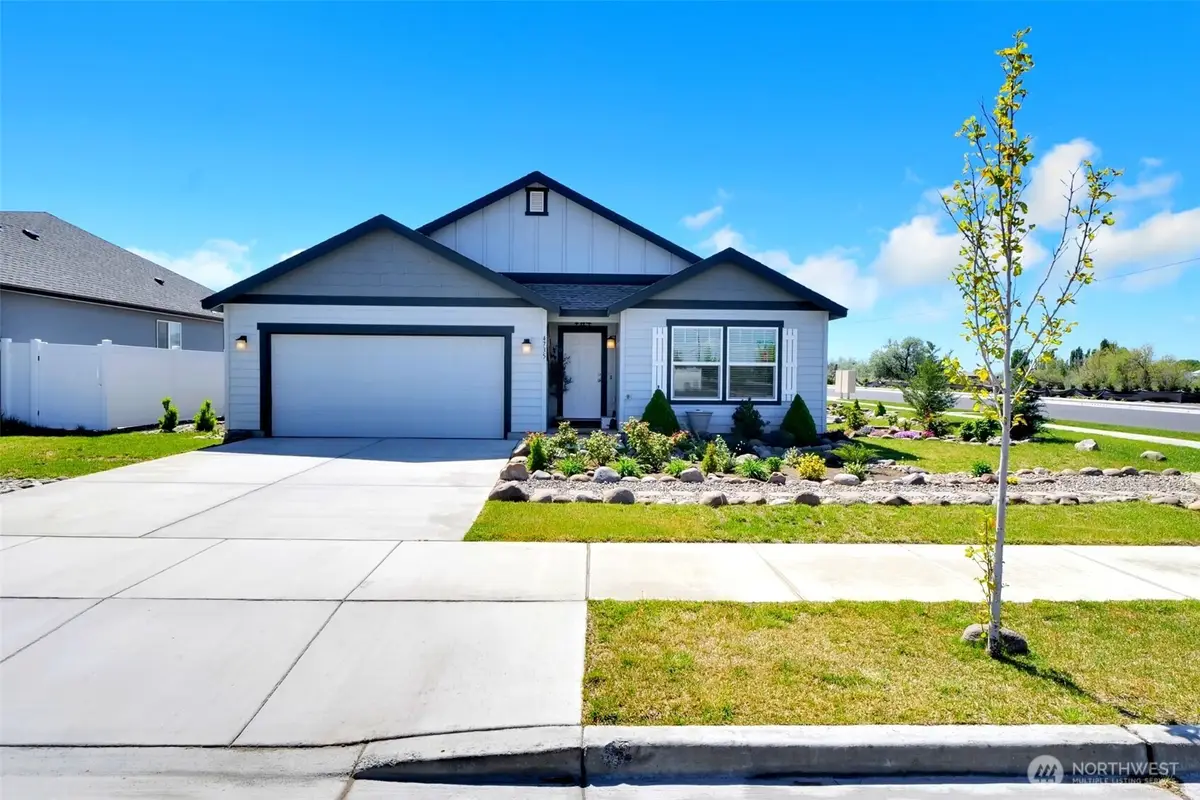 4735 W Cottontail St, Moses Lake, WA 98837 - #1