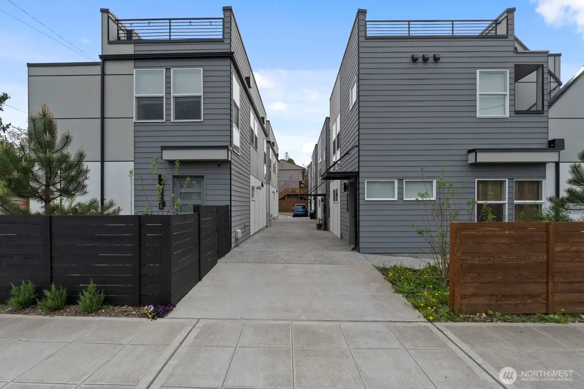 9002 15th Avenue Sw #A, Seattle, WA 98106 - #1