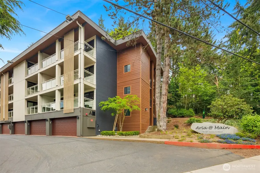 130 105th Avenue Se #A-305, Bellevue, WA 98004 - #3