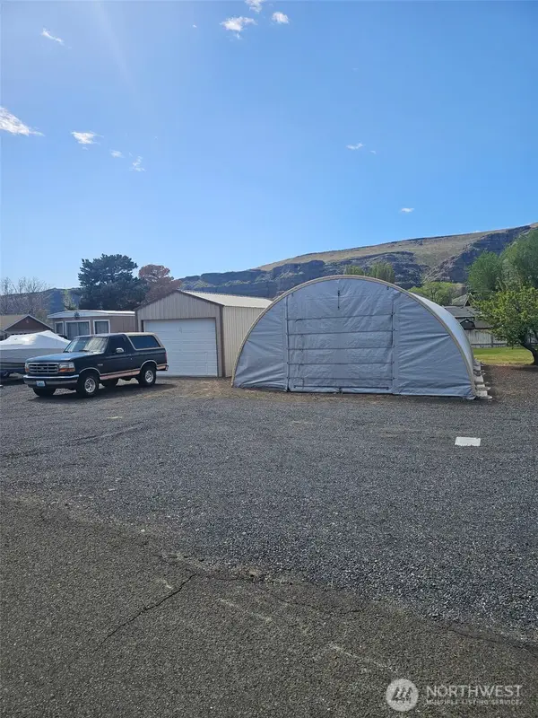 908 Hunter Avenue Sw #17, Quincy, WA 98848