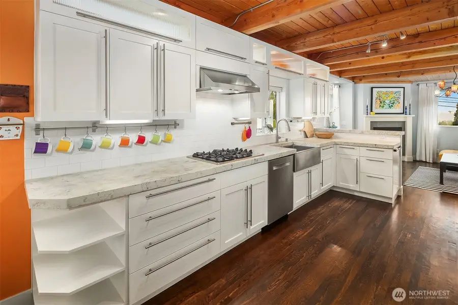 3010 NE 55th Street, Seattle, WA 98105 - #3