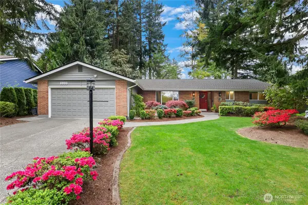 8930 Park Ridge Drive W, University Place, WA 98467