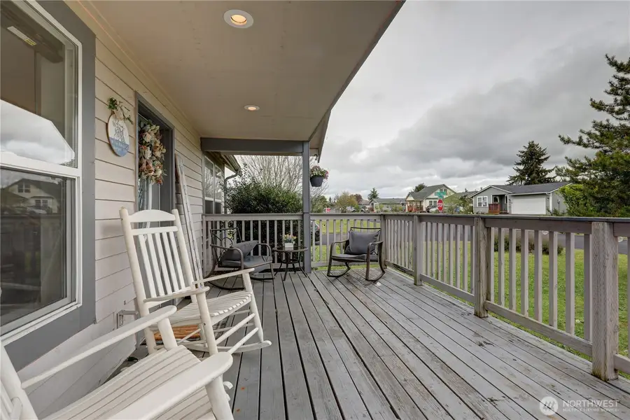 18005 Iris Place Sw, Rochester, WA 98579 - #3