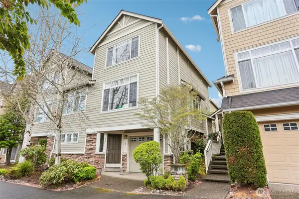 11875 SE 4th Place #701, Bellevue, WA 98005