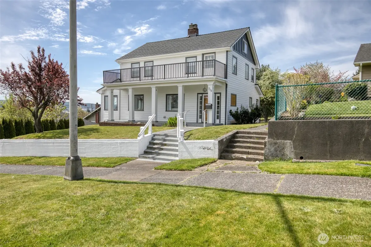 713 N Broadway St, Aberdeen, WA 98520 - #1