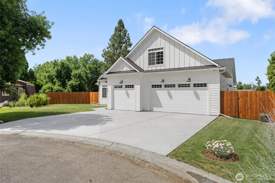 9386 Albert Way Se, Moses Lake, WA 98837 - #2