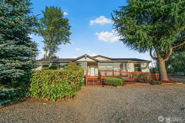 17710 Albany Street Sw, Rochester, WA 98579