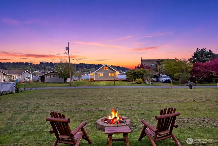 3697 Driftwood Drive, Clinton, WA 98236 - #2