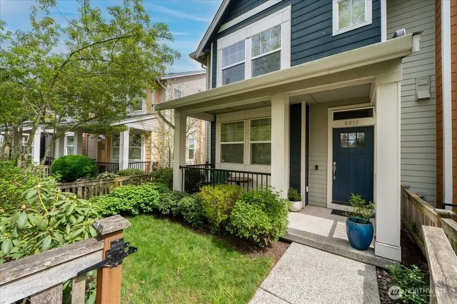 6910 31st Avenue Sw, Seattle, WA 98126 - #3