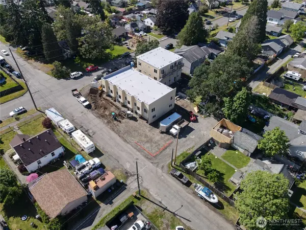 2845 68th Street #103, Tacoma, WA 98409