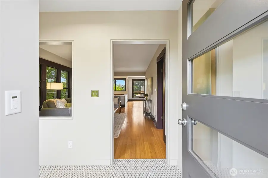 5919 46th Avenue Sw, Seattle, WA 98136 - #3