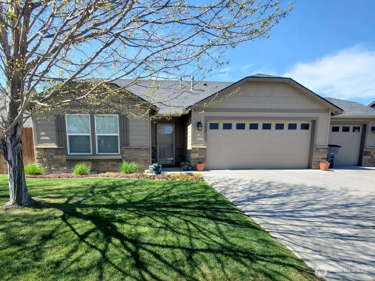 192 S Osborne Street, Kennewick, WA 99336 - #1