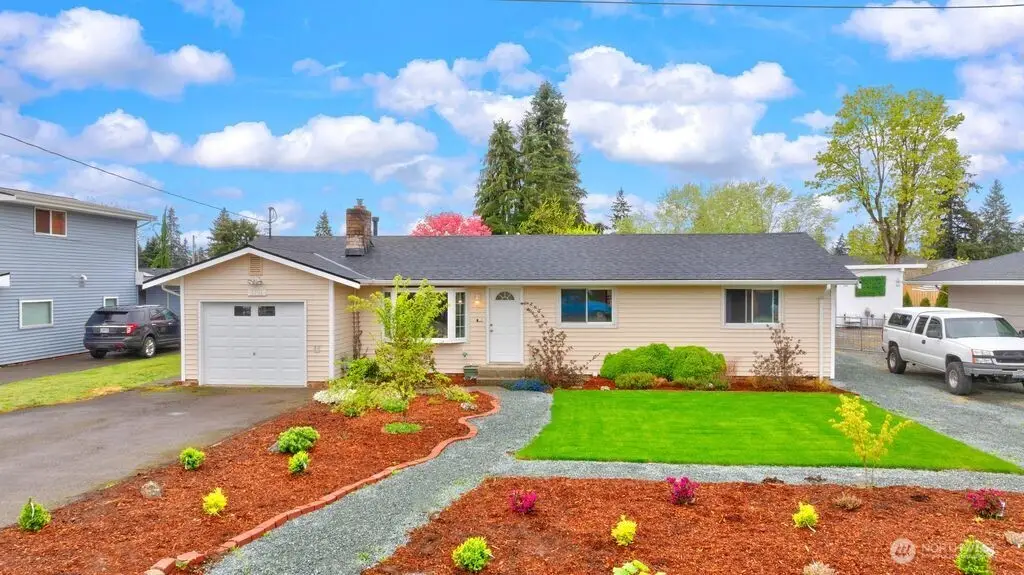 8704 48th Drive Ne, Marysville, WA 98270 - #1