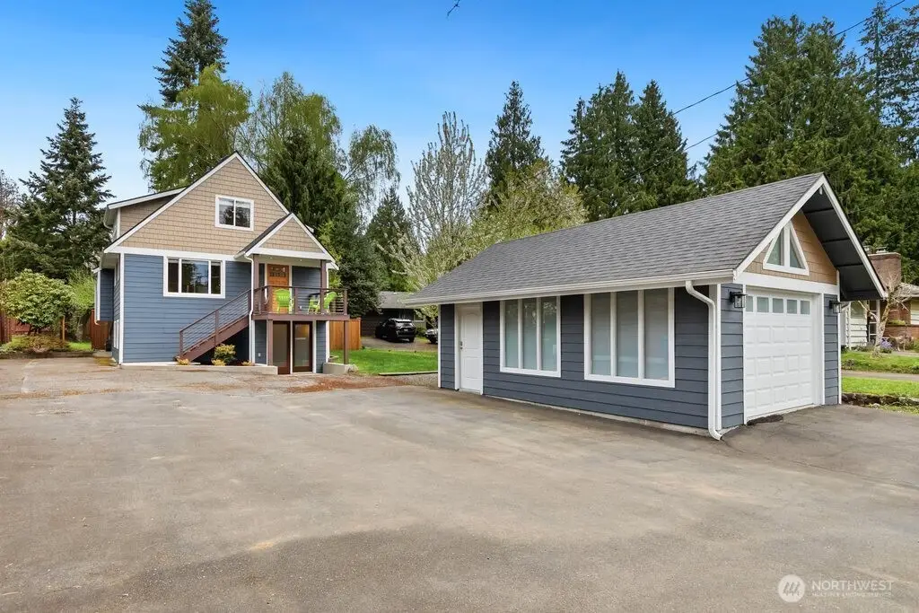 2122 N 128th Street, Seattle, WA 98133 - #1