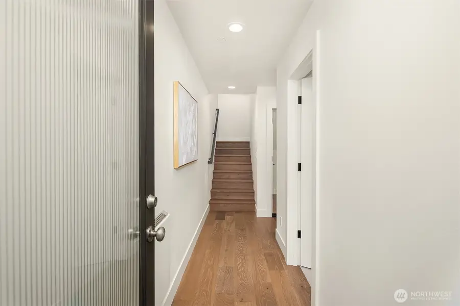 4419 2nd Avenue Ne #A, Seattle, WA 98105 - #2