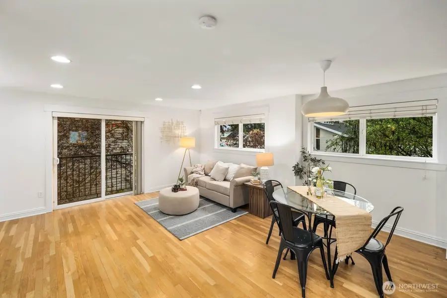 337 N 105th Street #A, Seattle, WA 98133 - #3