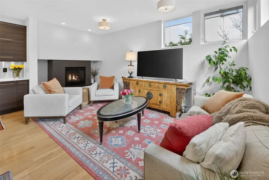 3014 21st Avenue W #A, Seattle, WA 98199 - #2