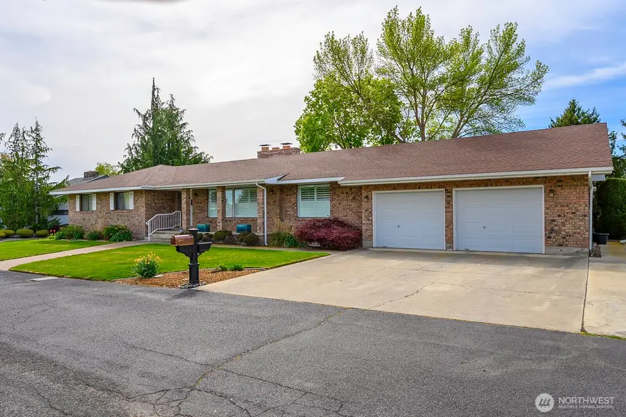 725 Canterbury Road Nw, Soap Lake, WA 98851 - #2