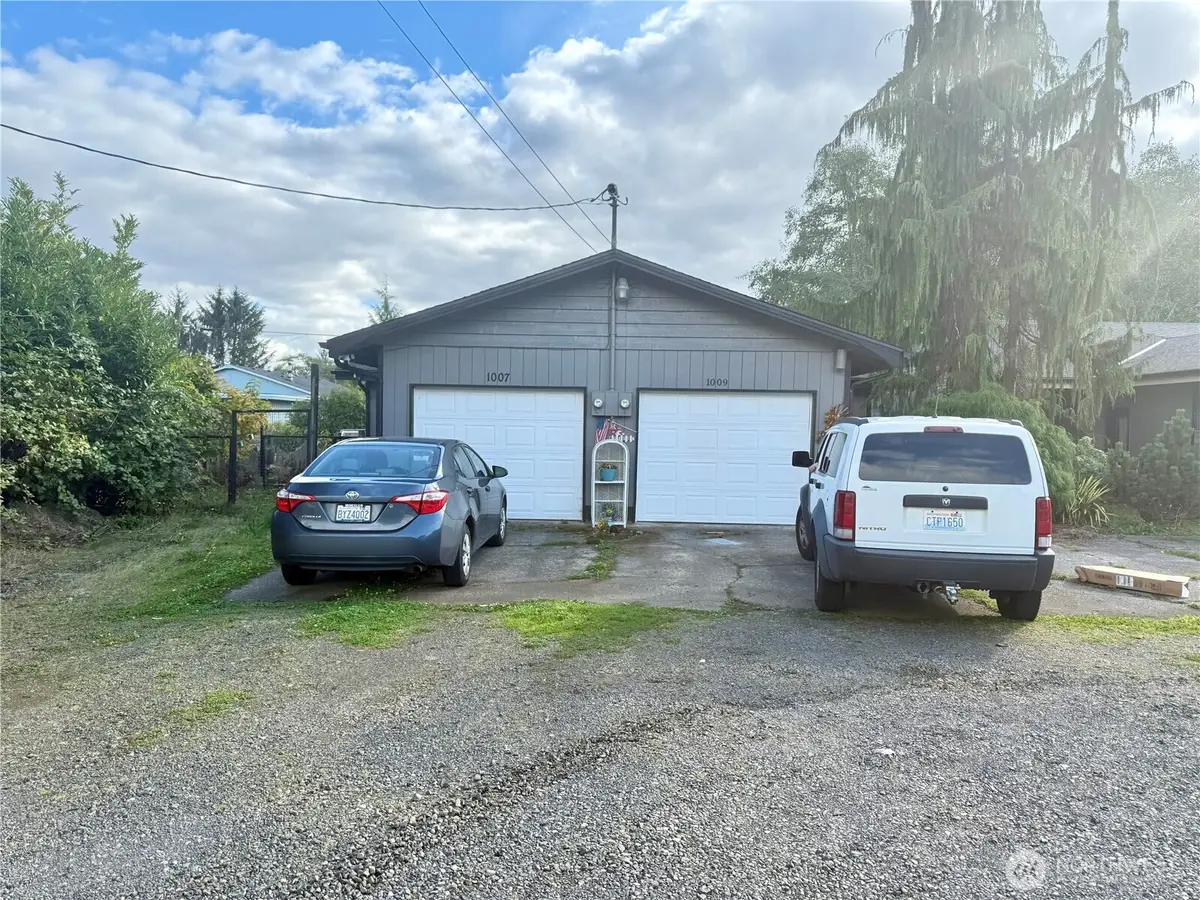 1011 Macfarlane, Aberdeen, WA 98520 - #1