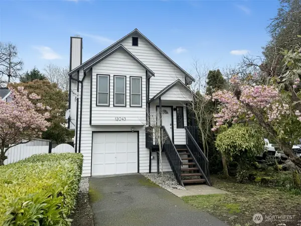 12043 Bartlett Avenue Ne, Seattle, WA 98125