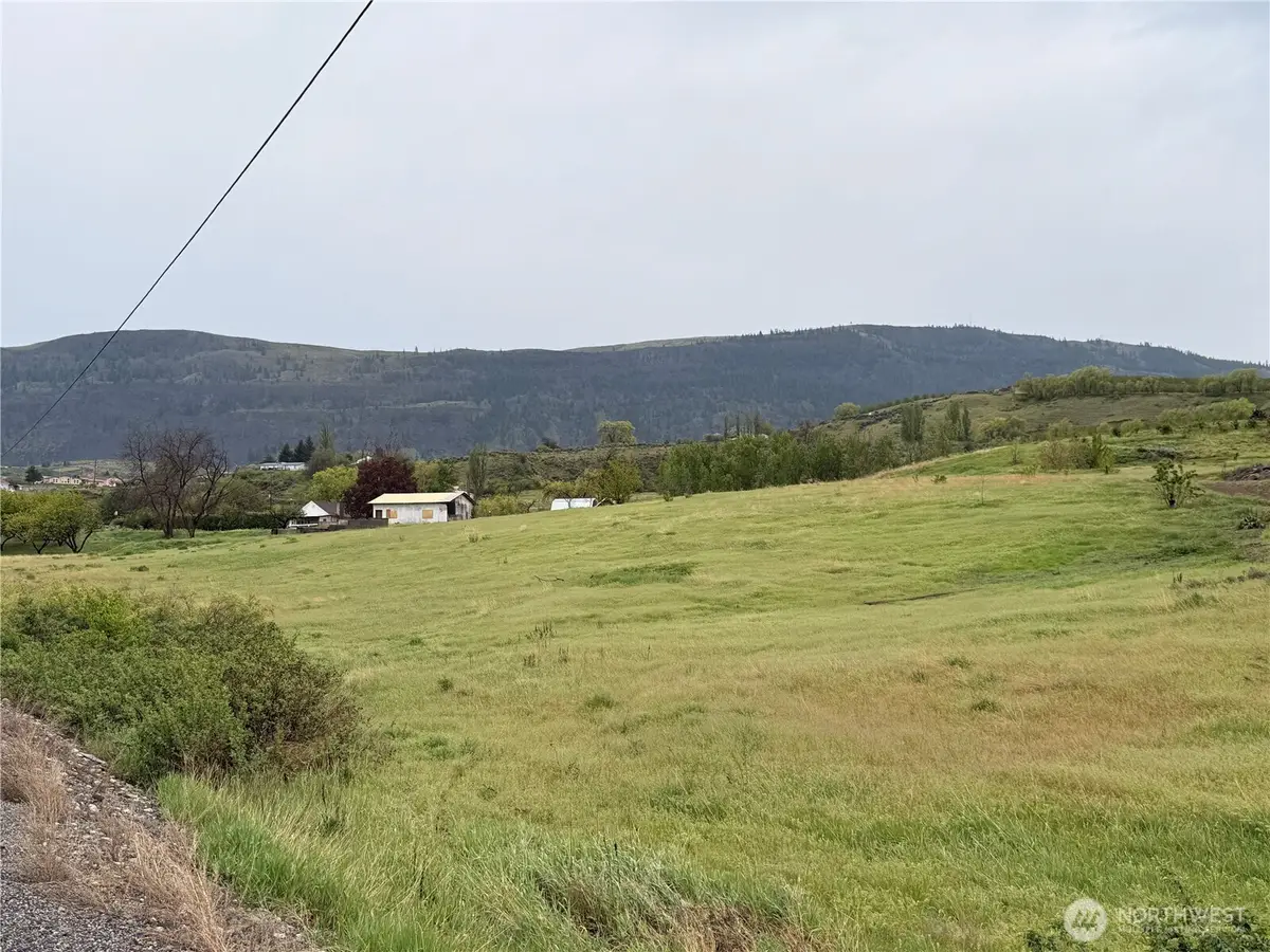 2677 W Malaga Road, Malaga, WA 98828 - #1