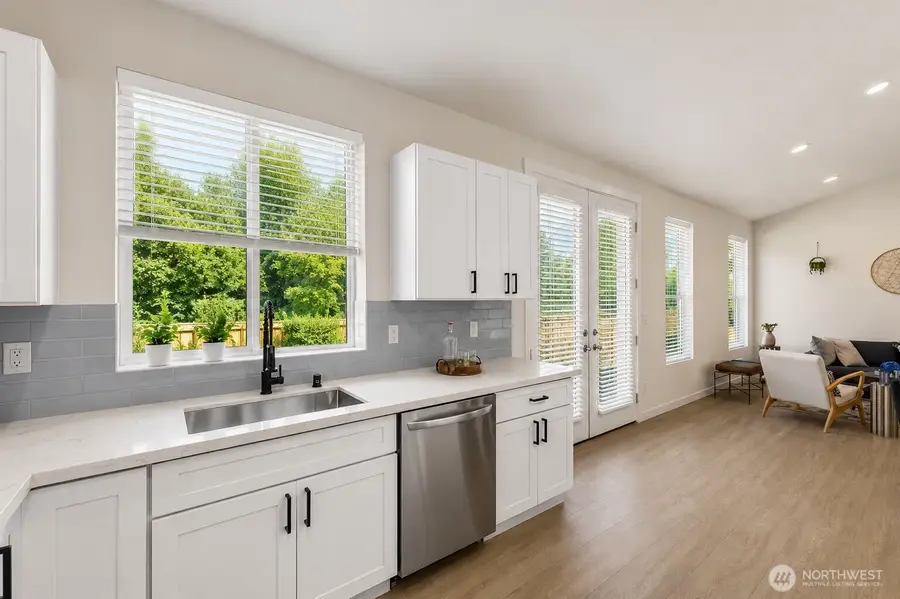 11014 6th Avenue W #B, Everett, WA 98204 - #3