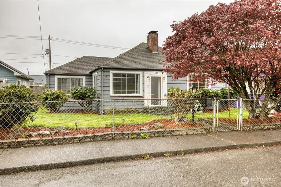 1509 Cherry Street, Aberdeen, WA 98520 - #2