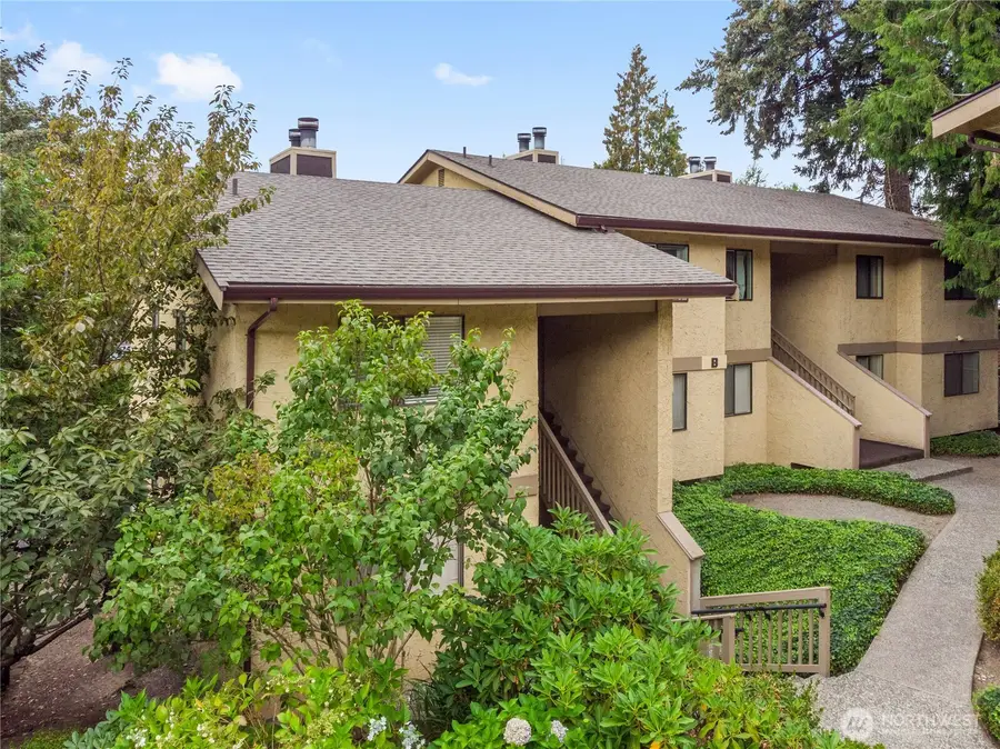 10320 SE 6th Street #B6, Bellevue, WA 98004 - #2