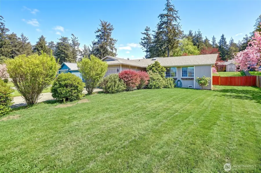 2180 Westwood Place, Oak Harbor, WA 98277 - #2