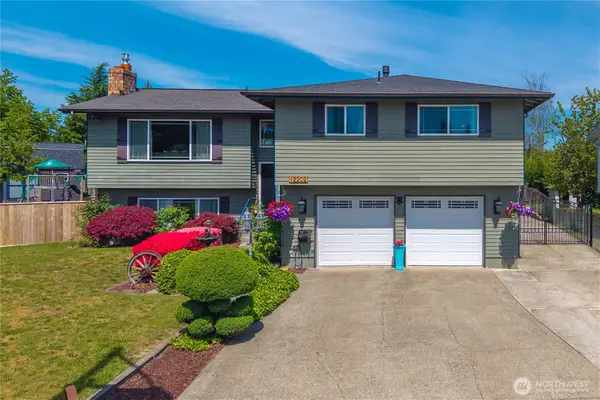 12202 SE 218th Court, Kent, WA 98031