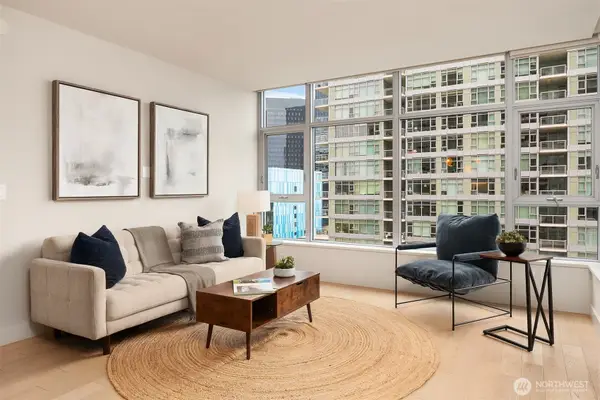 583 Battery Street #2208N, Seattle, WA 98121