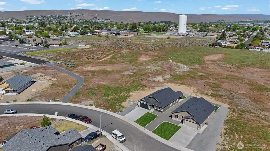 13 Parkside Lp, Ephrata, WA 98823 - #2