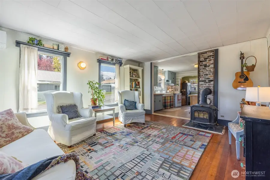 311 W Nevada Avenue, Roslyn, WA 98941 - #3