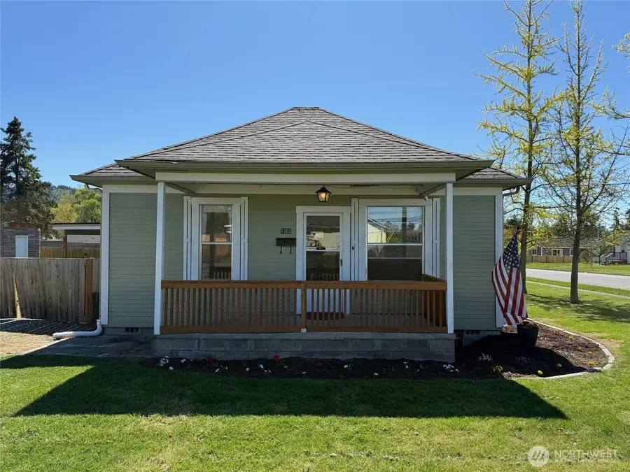 1302 E Broad Street, Mount Vernon, WA 98274 - #2