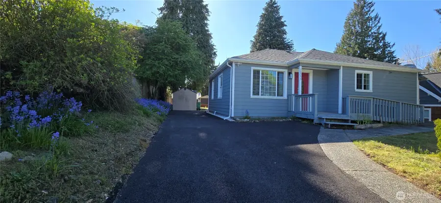 12053 70 Avenue S, Seattle, WA 98178 - #2