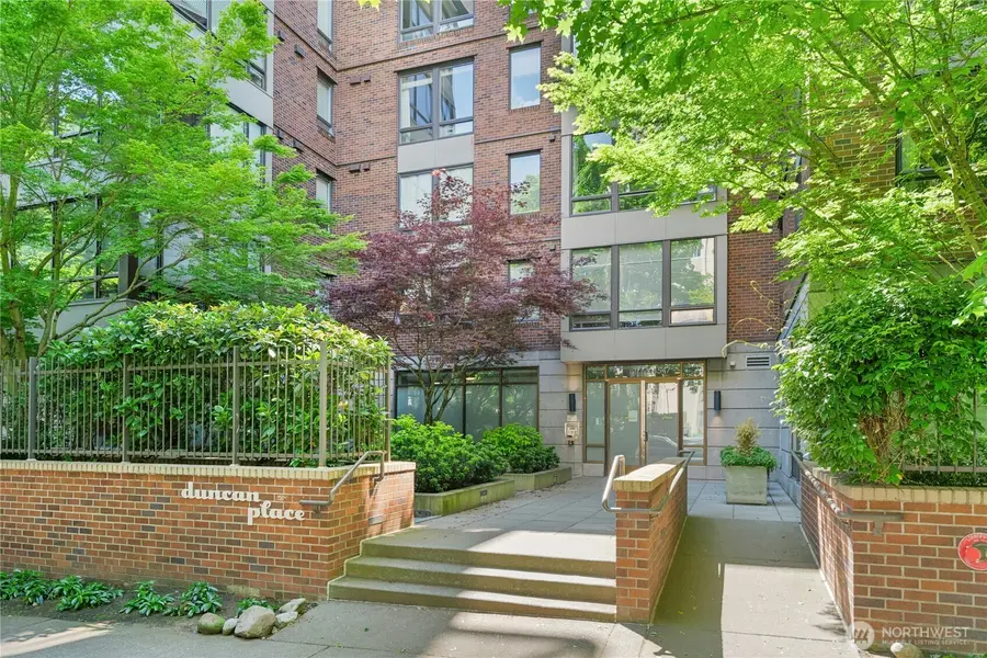 4547 8th Avenue Ne, Seattle, WA 98105 - #2