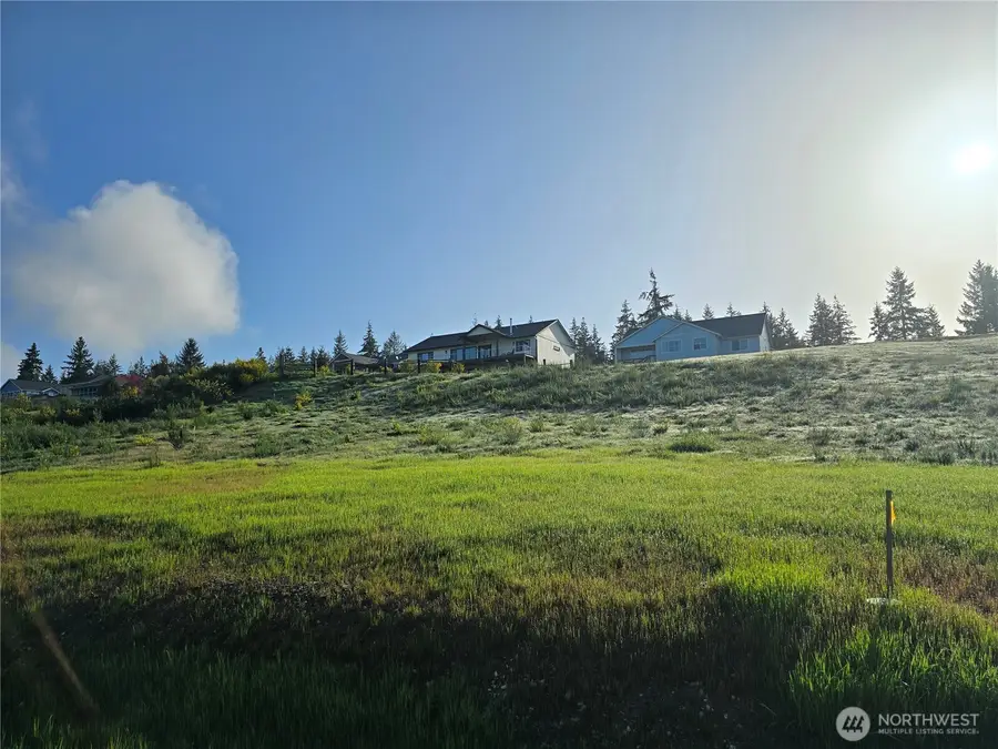 100 E Virgil Drive W #7, Allyn, WA 98524 - #2