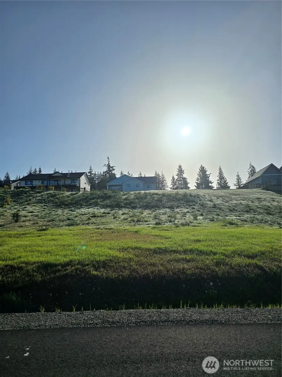 100 E Virgil Drive W #7, Allyn, WA 98524 - #3