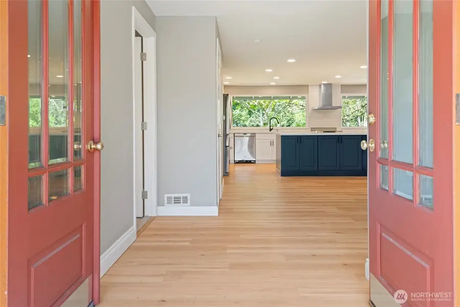 8001 Sapphire Drive Sw, Lakewood, WA 98498 - #3