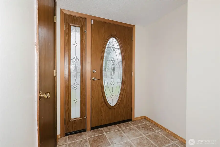 3875 NE Pinecone Drive, Bremerton, WA 98310 - #3