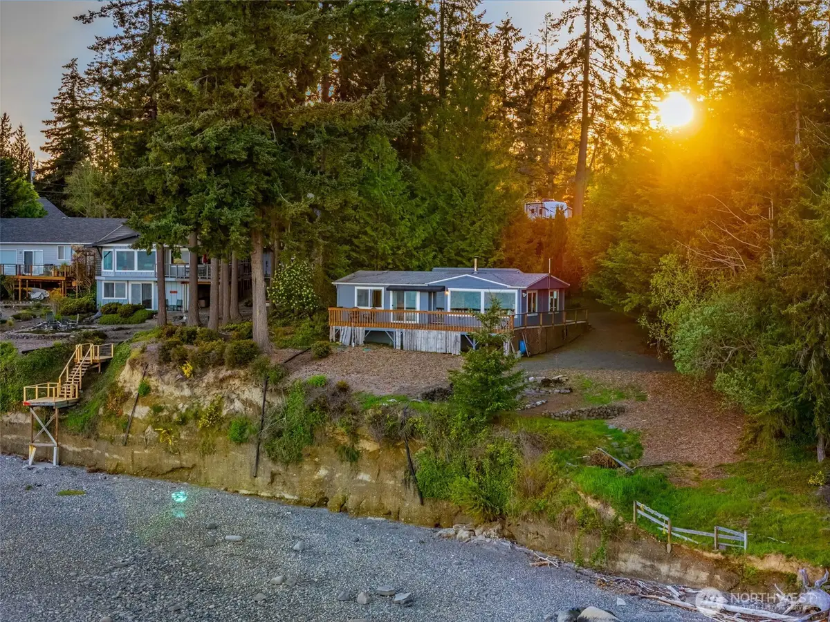 727 E Stretch Island Road S, Grapeview, WA 98546 - #1