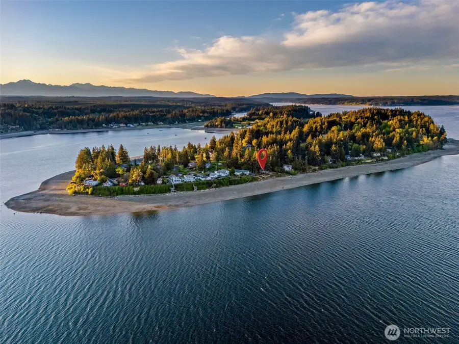 727 E Stretch Island Road S, Grapeview, WA 98546 - #3